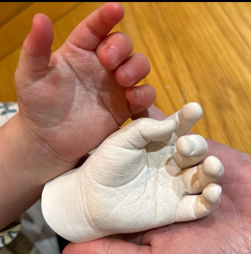 Seize My Moment: Hand Casting Story & Keepsakes of Triumph